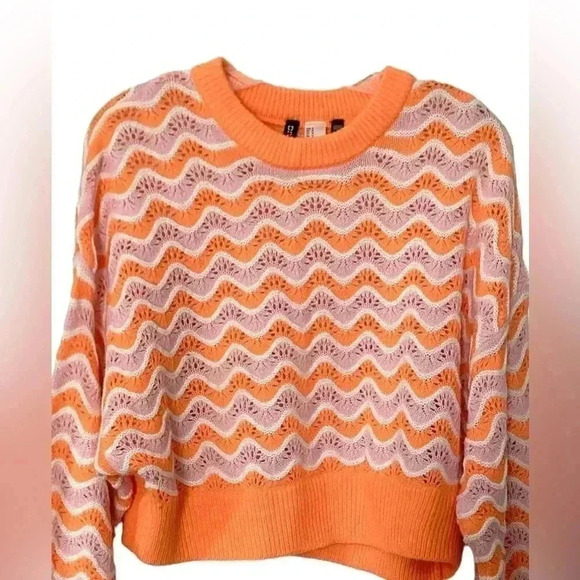 Divided fan / scallop Eyelets knit Cropped Sweater Size Medium orange/pink/white - Picture 2 of 7